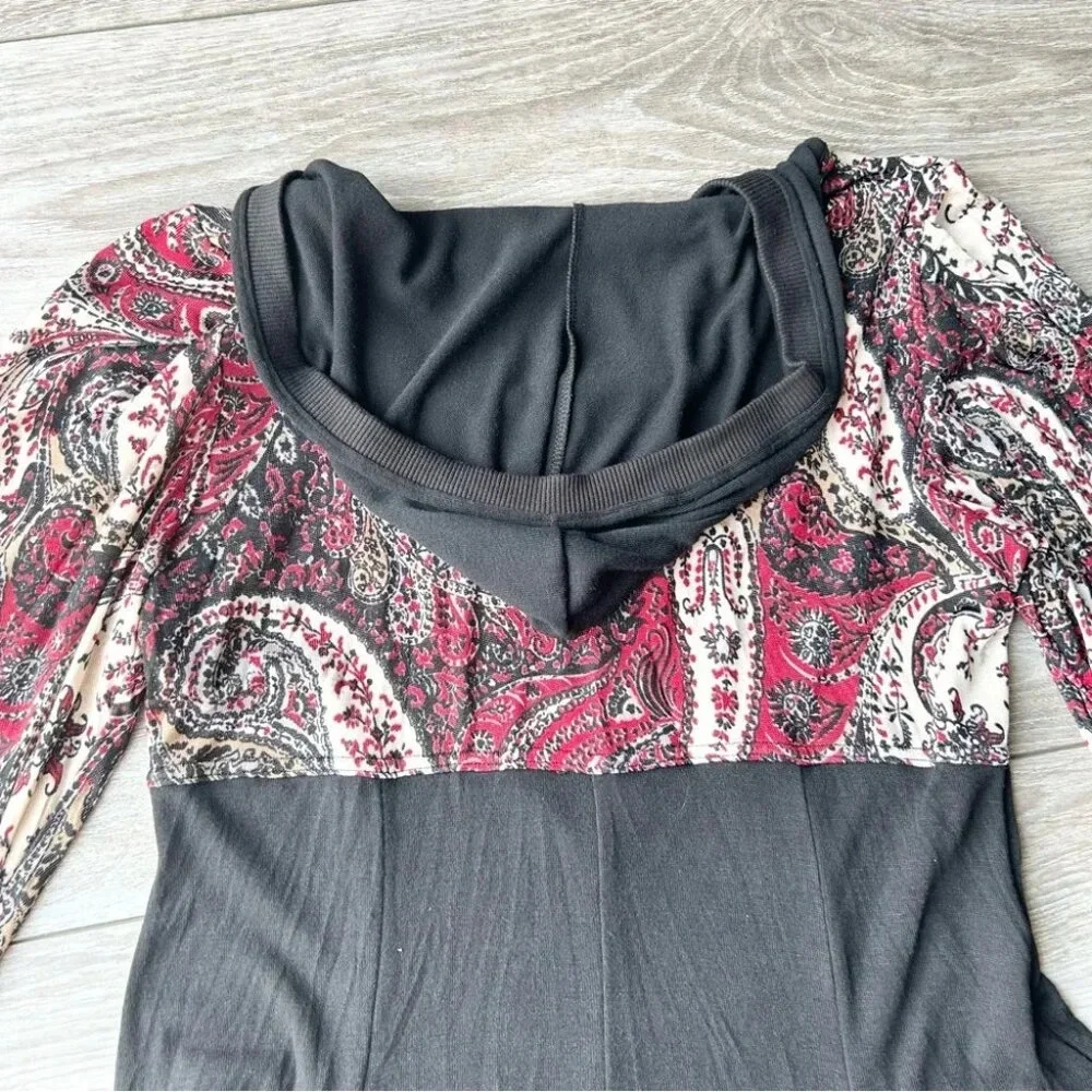 Frank Lyman Paisley Pattern Hooded Sweater Dress Made in Canada